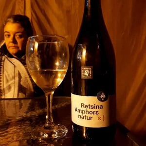 Tetramythos Winery - Τετράμυθος - Panos Papayiannopoulos, Aristos Spanos, Eustatius Spanos - Retsina Amphore Natur