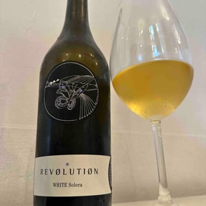 Revolution White Solera - Bioweingut Johannes Zillinger - Johannes Zillinger 