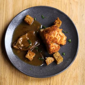 Ris De Veau Et Sauce Aux Cèpes - Le Tournant - 485767