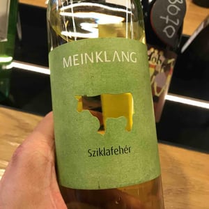 Sziklafeher - Meinklang - Weingut Michlits - Angela & Werner Michlits 