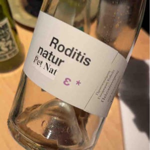 Roditis Natur Pet Nat - Tetramythos Winery - Τετράμυθος - Panos Papayiannopoulos, Aristos Spanos, Eustatius Spanos -2021