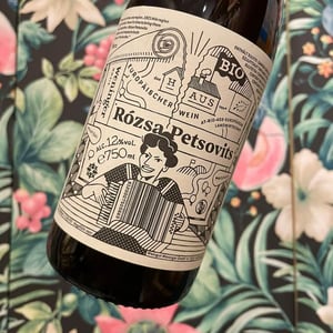 Rózsa Petsovits - Weingut Weninger (Austria) / Weninger Pincészet (Hungary) - franz-weninger