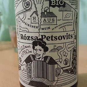 Rózsa Petsovits - Weingut Weninger (Austria) / Weninger Pincészet (Hungary) - franz-weninger
