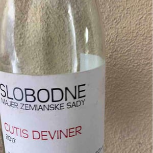Cutis Deviner - Slobodné Vinárstvo - Majer Zemianske Sady - Michal Kuropka, Agnes Lovecká, Katarína Kuropková 