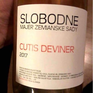 Slobodné Vinárstvo - Majer Zemianske Sady - Michal Kuropka, Agnes Lovecká, Katarína Kuropková - Cutis Deviner