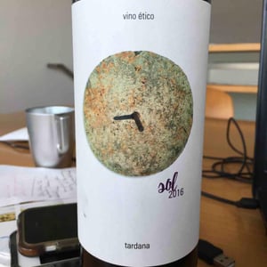 Sol - Bodegas Gratias. Familia y Viñedos - Ana Gómez, Iván Gómez, Silvia Araque y José Gómez 