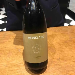 Konkret Weiss - Meinklang - Weingut Michlits - Angela & Werner Michlits 