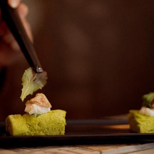 Spugne Al Prezzemolo Con Foie Gras Di Baccalà - Siculishh - 763885