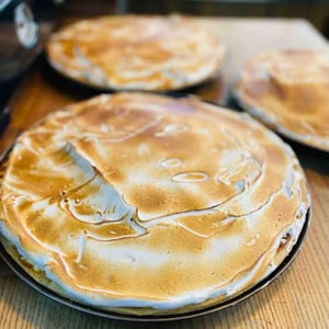 Tarte Rhubarbe Meringuée - Les GaRnements - 476273