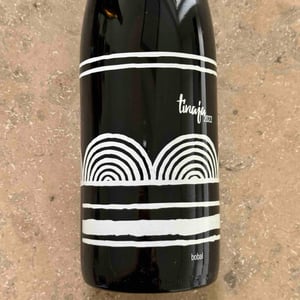 Tinaja - Bodegas Gratias. Familia y Viñedos - Ana Gómez, Iván Gómez, Silvia Araque y José Gómez 