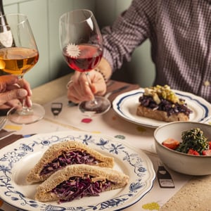 Tramezzini Veneziani Filetti Di Tonno E Coleslaw - Solovino Enoteca Naturale - 762951