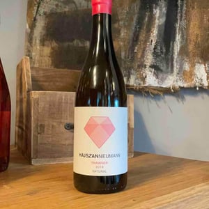 Traminer - Natural - Weingut Hajszan Neumann - Fritz Wieninger