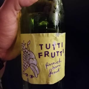 Tutti Frutti Punch Aux Fruits - Lapins Des Vignes - raphael-beysang-emelie-hurtubise