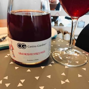 Vino Rosato Frizzante - Cantina Giardino - Antonio Di Gruttola & Daniela De Gruttola 