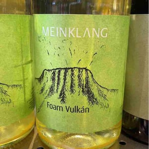 Meinklang - Weingut Michlits - Angela & Werner Michlits - Vulkán