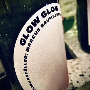 Weiss - GLOW GLOW - Weingut Baumberger - pauline-carl-baumberger