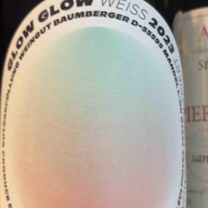 Weiss - GLOW GLOW - Weingut Baumberger - pauline-carl-baumberger