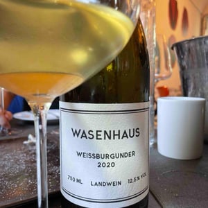 Weissburgunder - Weingut Wasenhaus - Christoph Wolber & Alexander Götze 