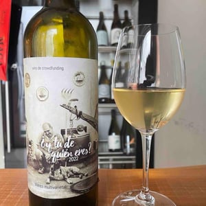 Y tú de quien Eres? Blanco - Bodegas Gratias. Familia y Viñedos - Ana Gómez, Iván Gómez, Silvia Araque y José Gómez 