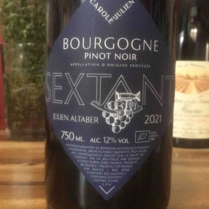 Bourgogne Pinot Noir - Sextant - julien-altaber-carole-schwab -2021