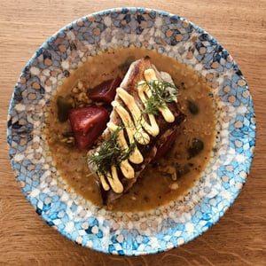 La Daurade, Poivron Grillé, Freekeeh, Épeautre, Bouillon Piment-Citron Vert-Gingembre - Brume - 944620