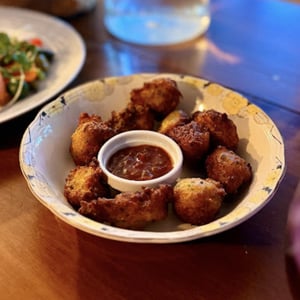 Accras - Bare Wine - 843596