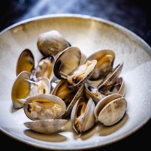 Almejas Abiertas En Vino Fino - Taberna do Bico - 895803