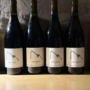 Blanc - Pedres Blanques - rie-hirofumi-shoji -2021