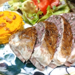 Caillette Ardéchoise, Flan De Carottes Au Parmesan, Crudités - La Cuisine Des Halles - 915317