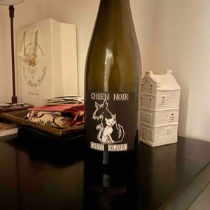 Chien Noir Chat Blanc - Domaine in Black - lambert-spielmann