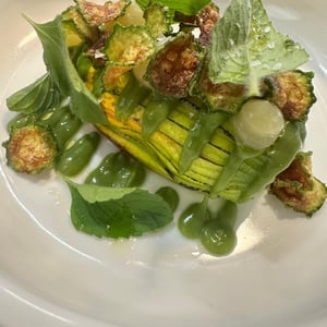 Fiore Di Zucca, Ricotta, Zucchine Romanesche E Limone - Concreto - 903934