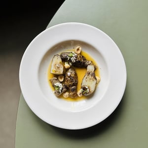 Fire - Cooked Jerusalem Artichokes - Pijalni Wino Bistro - 1303611