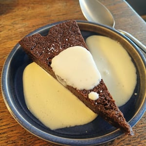 Fondant Au Chocolat, Crème Anglaise - Yard Restaurant & Cave à Manger - 968532