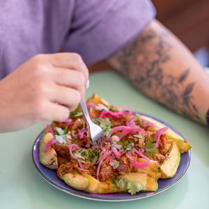 Fries With Cheese And Cochinita Pibil - ORIGEN MANACOR - 934012