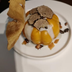 Mousse Tiepida Di Zucca Con Formaggio Blue E Tartufo Nero - Lo Scalco Grasso Osteria Contemporanea - 961157