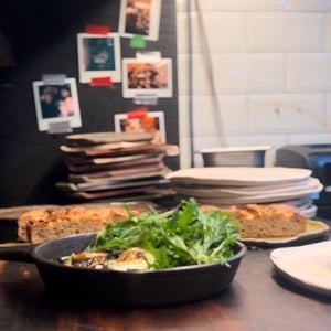 Parmentier De Ajo Negro , Setas Silvestres Y Huevo - Fat Veggies - 972324