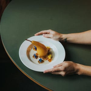 Pear In Wine Syrup - Pijalni Wino Bistro - 968559