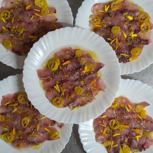 Poisson Cru, Kumquats Fermentés , Koso Agrumes, Huile De Figuier Et Gel Mezcal - Yemanja - 879124