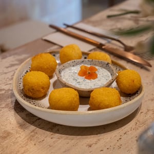 Polenta With Tzatziki - Cuadro - 904265