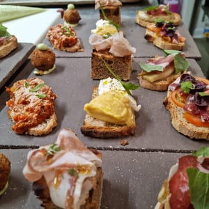 Tagliere Aperitivo - Porchetta e Bolicine - 950499