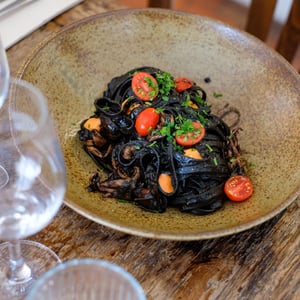Taglionini Al Guazzetto Nero Di Calamari - Osteria Paradiso - 937650