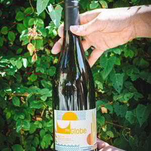 The Globe - Domaine des Sonnettes - Sonshine Vins - edouard-gouyette-lisanne-van-son