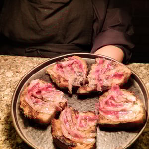Wagyu On Grilled Bread - 3 RAICES STEAKHOUSE & WINEBAR - 952626