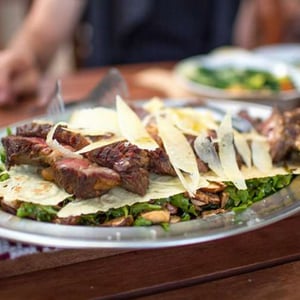 Tagliata Su Rucola E Pane Carasau Con Pecorino - Culina Restaurant - 595317