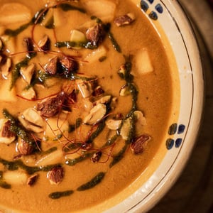 Gazpacho Con Frutta Di Stagione, Mandorle E Coriandolo - La Svolta - 796998