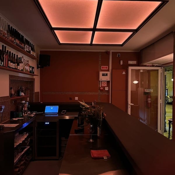 Bar Uma 1367372