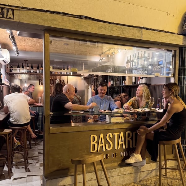 Bastardo Bar de Vinhos 1385694