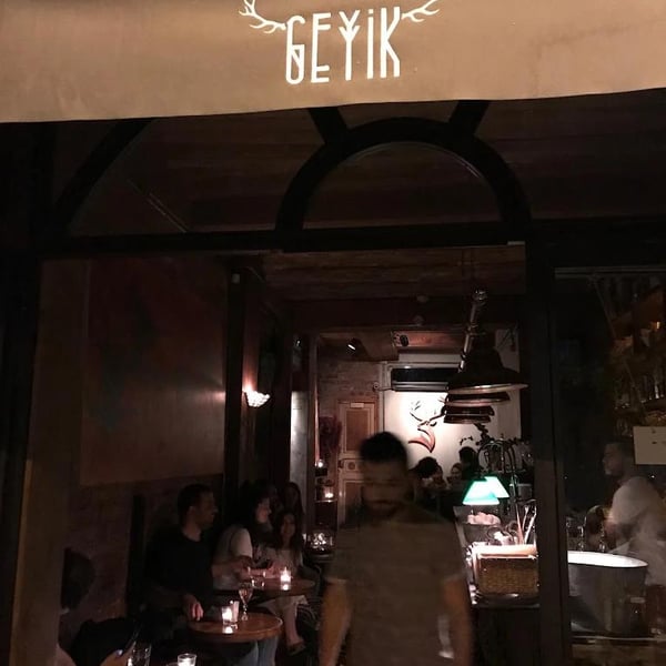 Geyik Bar 1371020