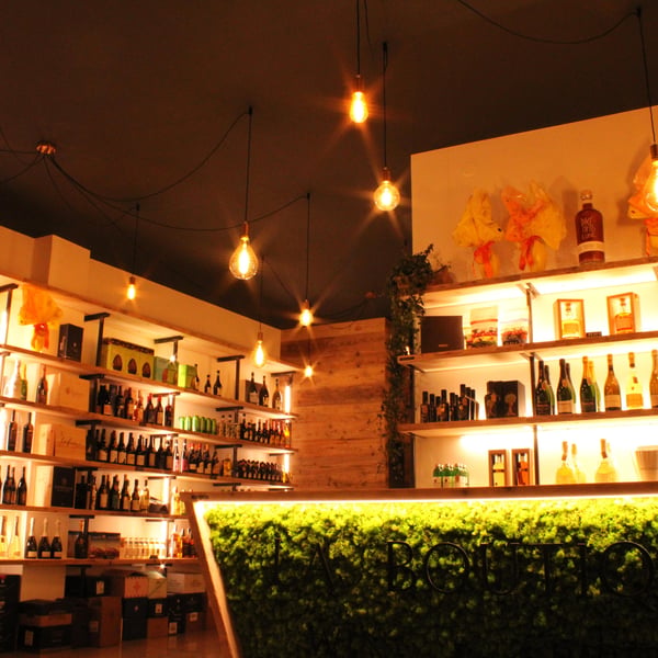La Boutique Wine & Spirits 1365575
