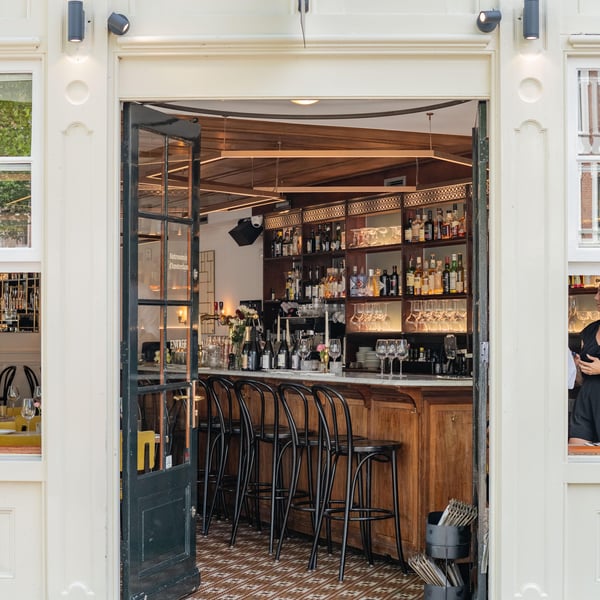 V&A Bar Bistro 1350186